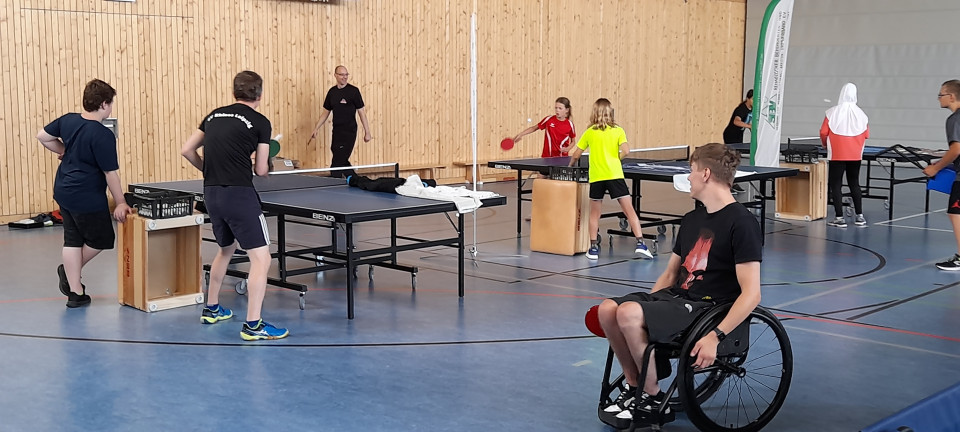 Inklusives Tischtennis bei der SommerSportWoche 2022 © Stadtsportbund Leipzig